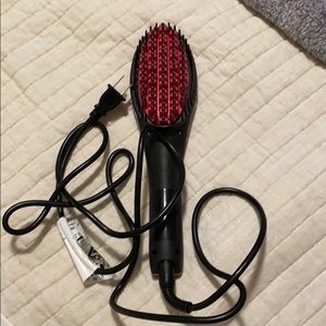 Simply straight brush